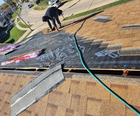 Sonic Roofing services LlC