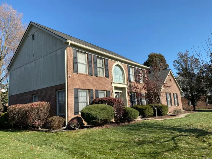 Hoel Roofing & Remodeling Picture 1