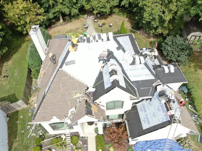 DC Roofing & Exteriors Picture 1