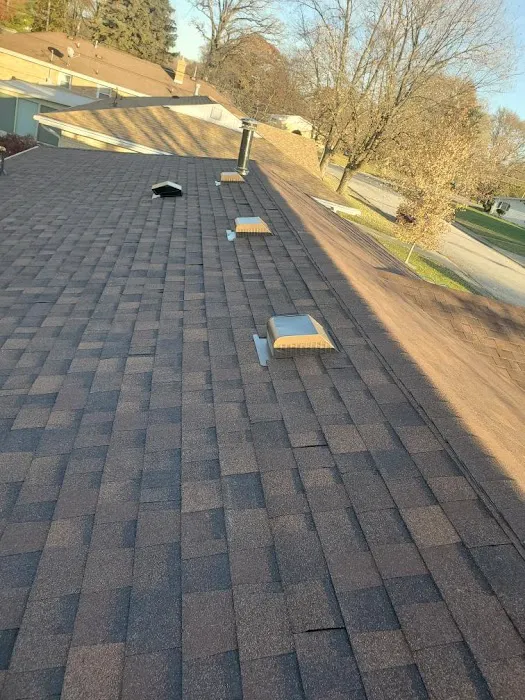 M & B Roofing Picture 6