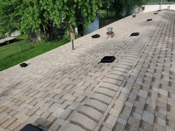 M & B Roofing Picture 7