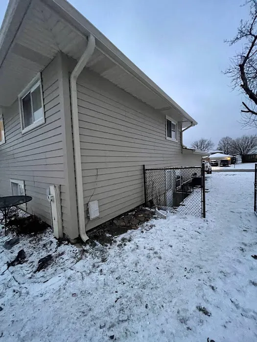 Model Roofing LLC Picture 4