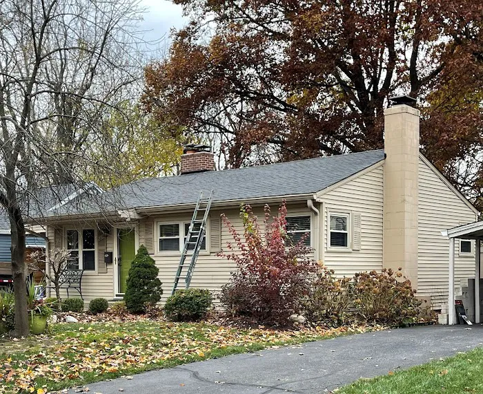 In The Best Hands Inc Picture 3