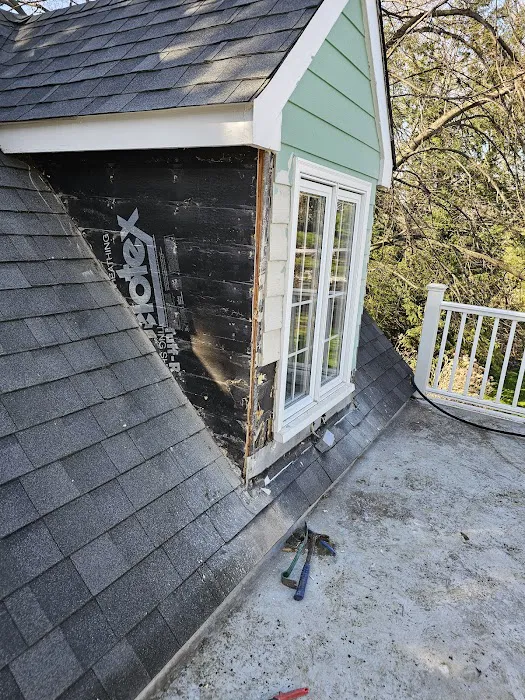 JG ROOFING LLC Picture 3