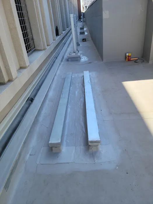 JG ROOFING LLC Picture 2