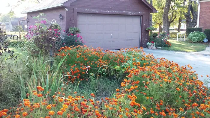 Pell Roofing & Siding Co Picture 2