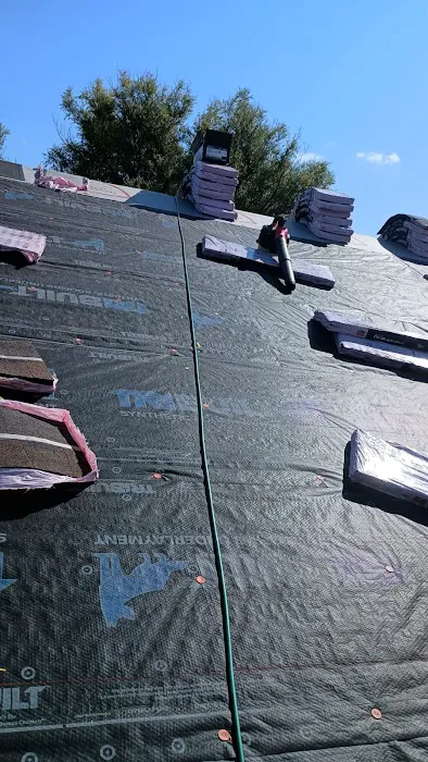 MARTINEZROOFING&MORE Picture 6