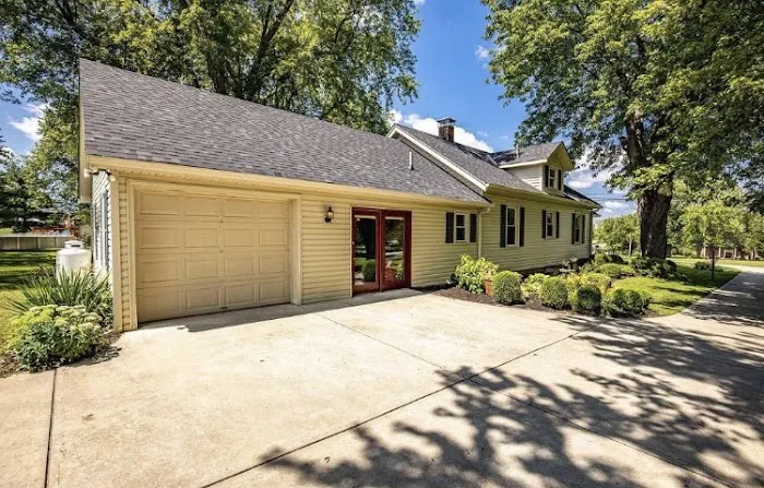 Cincinnati Roofing Picture 2