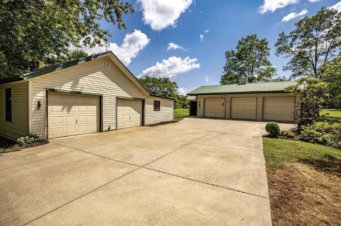 Cincinnati Roofing Picture 4