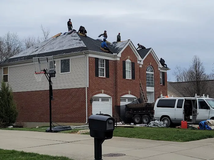 All Seasons Roofing and Exteriors LLC Picture 1