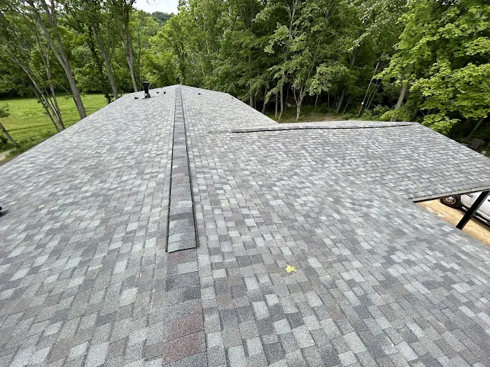 All Seasons Roofing and Exteriors LLC Picture 3