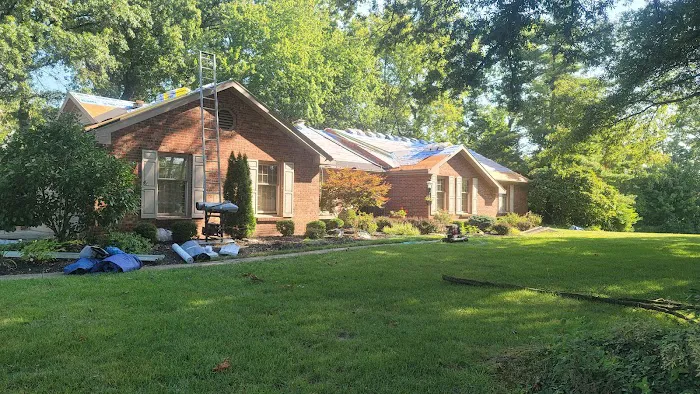 All Seasons Roofing and Exteriors LLC Picture 7