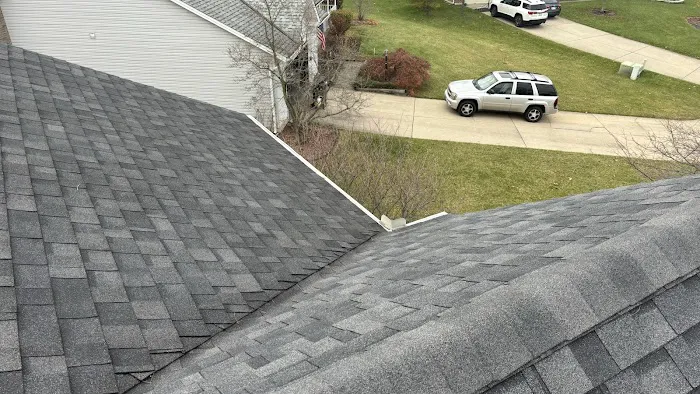 Roofing and Gutters Viktor Posnov Picture 4