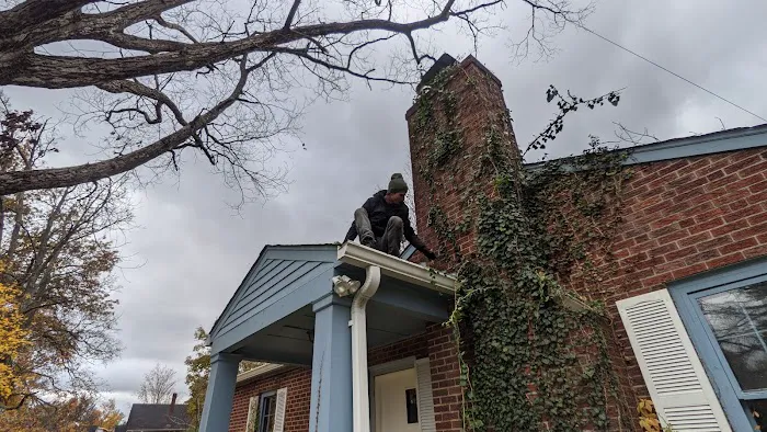 Roofing and Gutters Viktor Posnov Picture 9