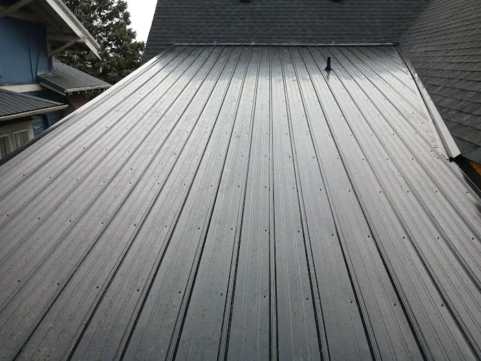 Weller Roofing & Construction Picture 5