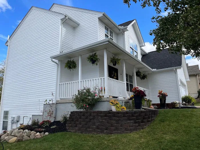 BCS Roofing & Solar Picture 2