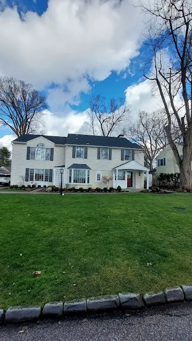 MARTINEZ A ROOFING LLC Picture 4