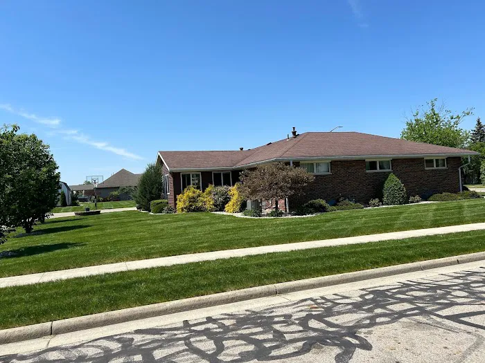 WIW Roofing Picture 3