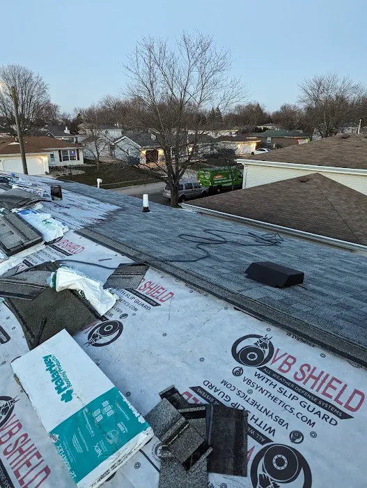 Virginias Construction & Roofing Picture 1