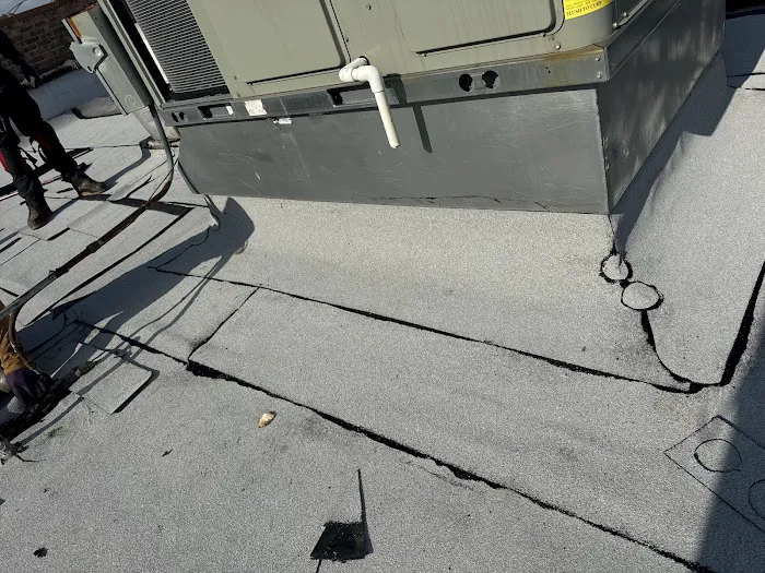 Montes Roofing Picture 3