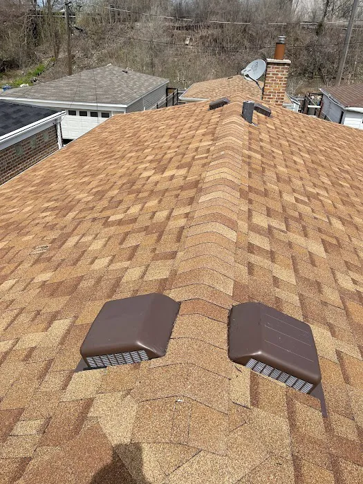 STORM CARE ROOFING AND TUCK POINTING LLC Picture 1