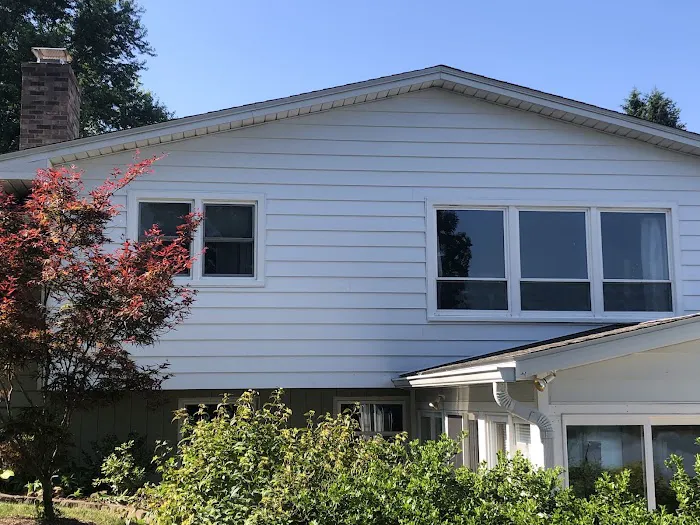 RCV Roofing, Siding & Gutters Picture 4