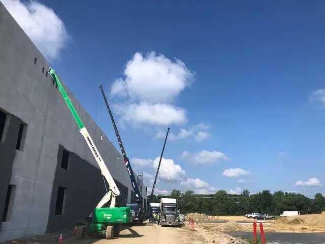 Holland Roofing Inc Picture 2