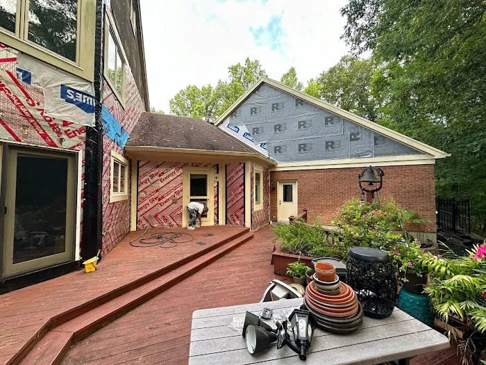 Smith Roofing and Restoration Picture 3