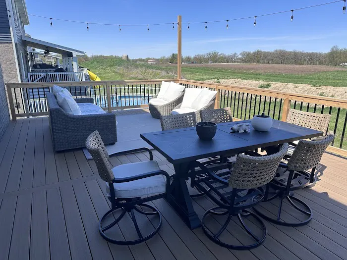 EZ Roofing Picture 1