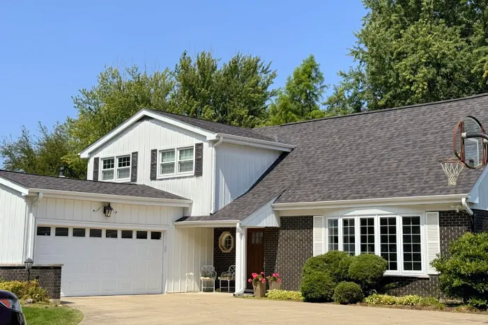 Rusnak Roofing & Aluminum Picture 6