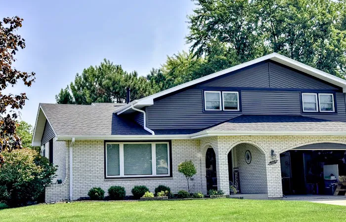 Rusnak Roofing & Aluminum Picture 7