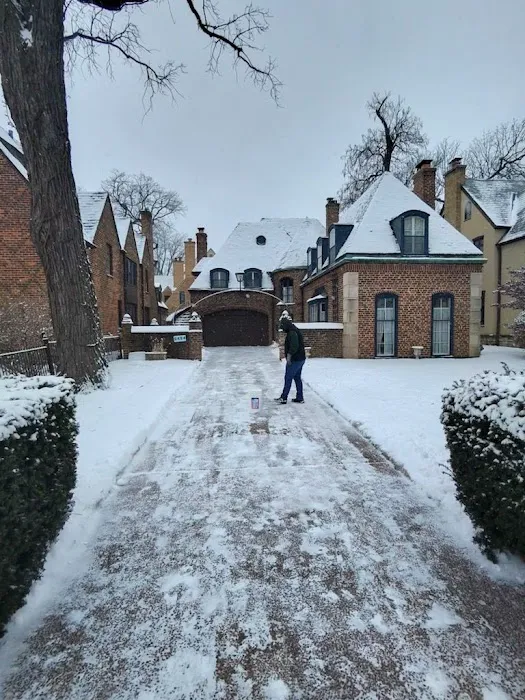 Illinois Affordable Roofing & Tuckpointing Picture 1