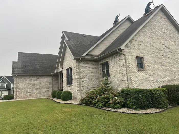 Guarantee Roofing and Fence Picture 2