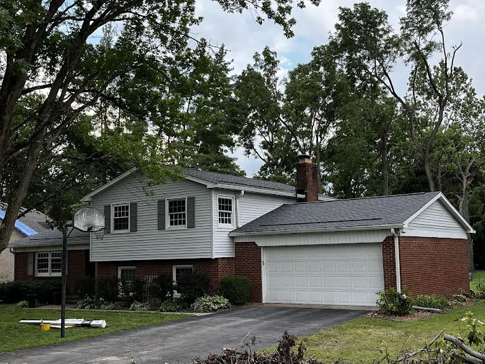 Guarantee Roofing and Fence Picture 9