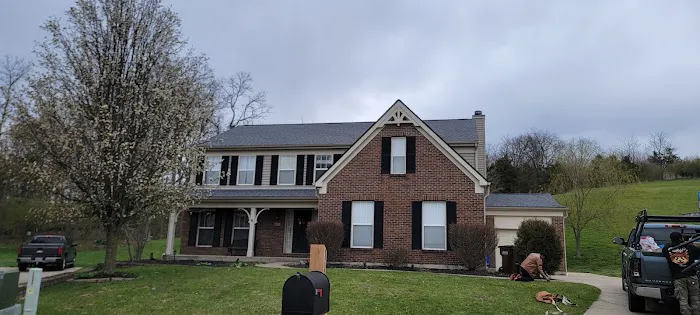 MadeWell Roofing & Exteriors Picture 1