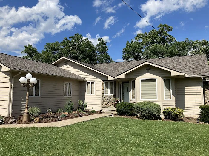 MadeWell Roofing & Exteriors Picture 2