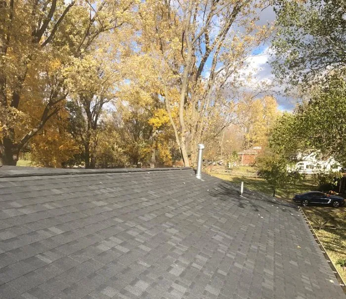 Deer Roofing LLC Picture 1