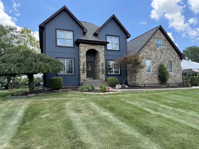 Momentum Roofing and Exteriors Picture 2