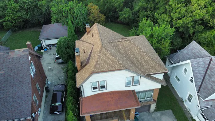 J&U ROOFING LLC Picture 7