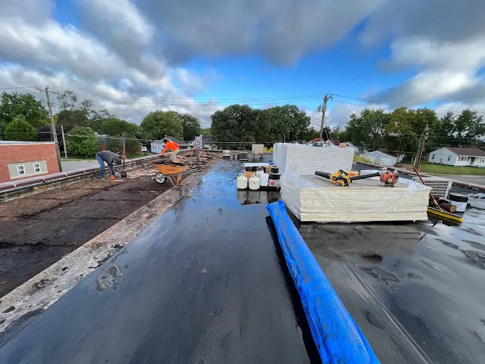 J&U ROOFING LLC Picture 10