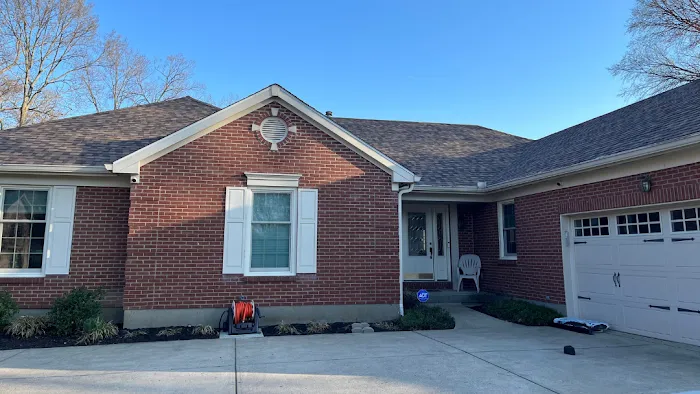 BQ Roofing & Construction Picture 3