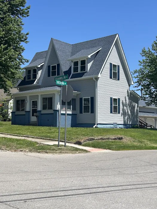 Chelle Roofing Picture 2