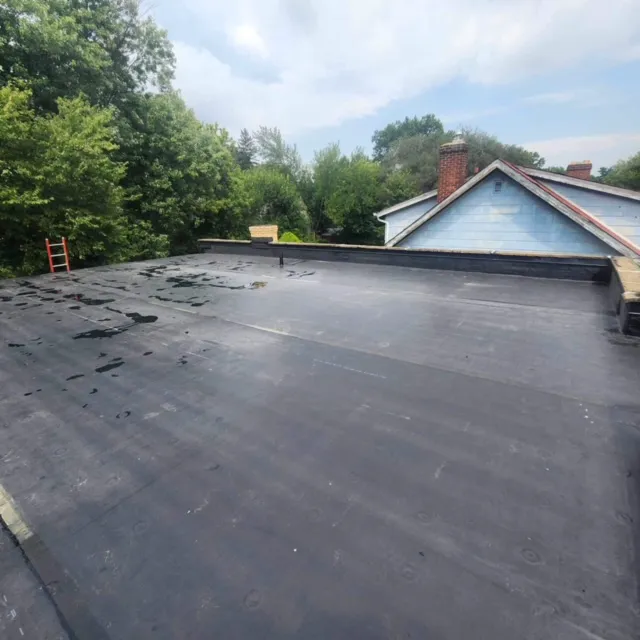 Maksim Roofing LLC Picture 1