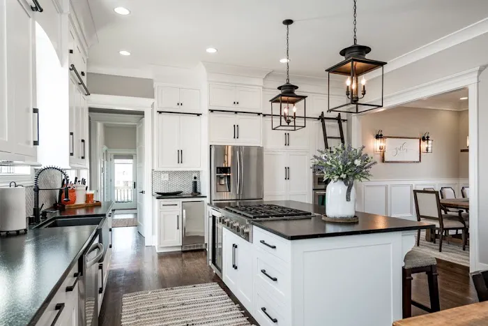 R&B Roofing and Remodeling Picture 9