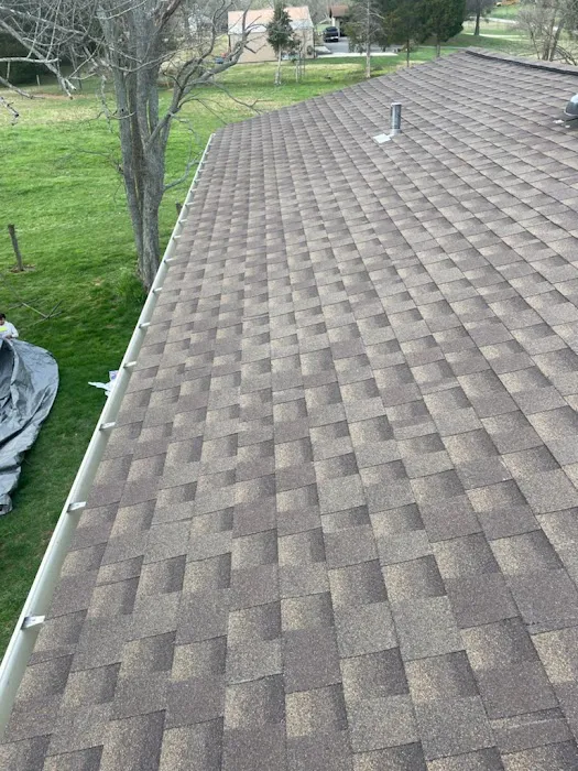 Brooks Roofing & Siding Picture 4