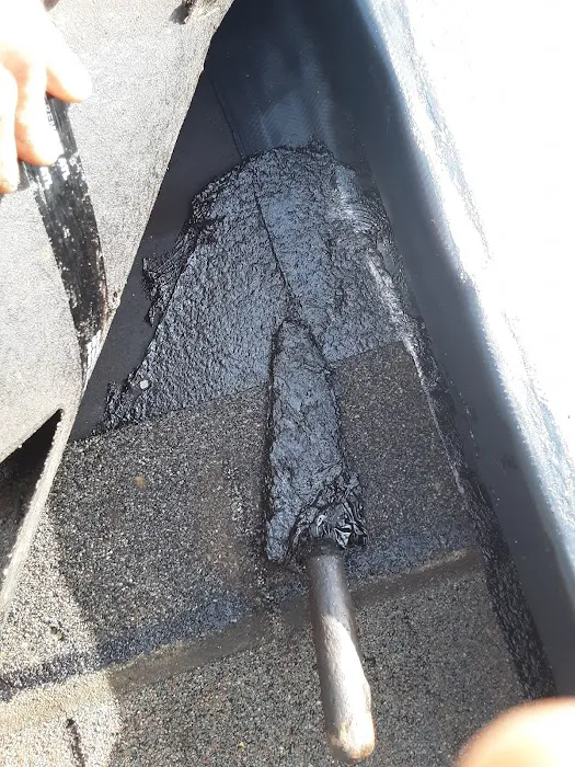 Roofing Contractor Pros Picture 1