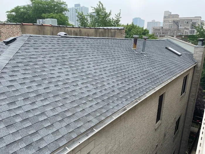 Chicago Siding&Roofing Company Picture 2