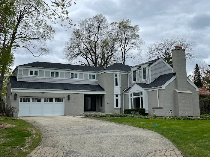 Chicago Siding&Roofing Company Picture 9