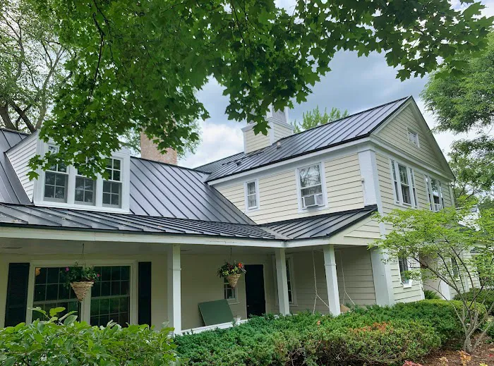 Interlock Metal Roofing - Chicago Picture 3