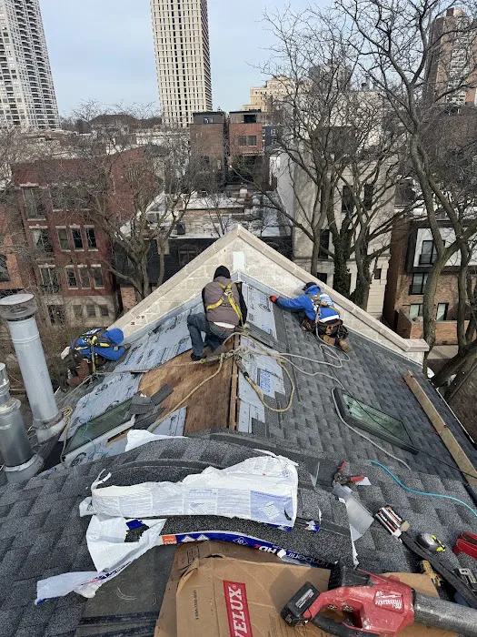 Chicago Roofing Solutions Picture 3